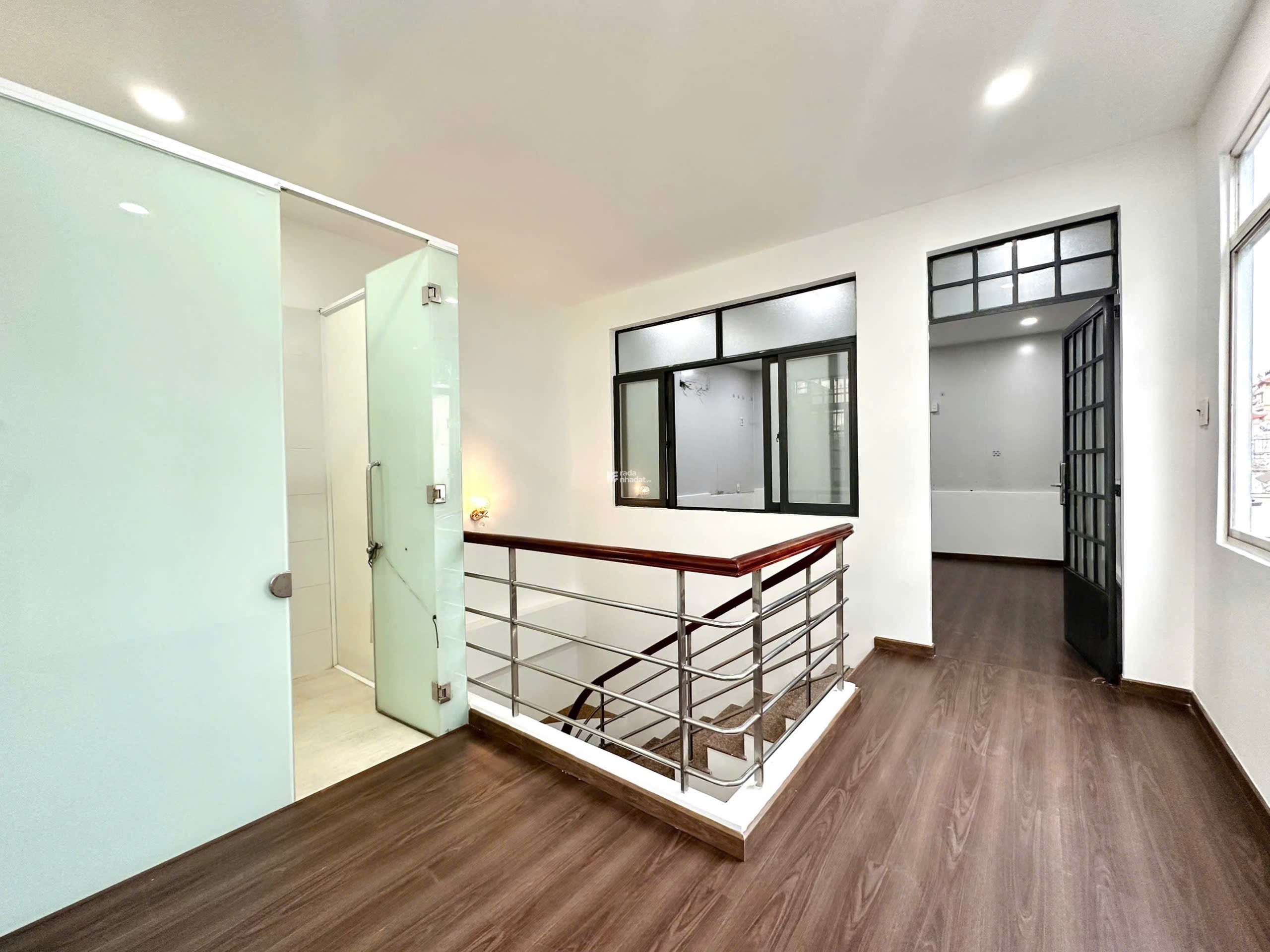 Bán Nhà HXH Nguyễn Duy Dương, Q10 - Diện tích: 4.5 x 12.1m - Giá chỉ 12.5 Tỷ TL