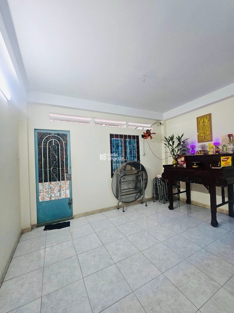 KHU CHỢ VẢI - HỒNG LẠC -TÂN BÌNH -DT: 4.3*14M - 4 TẦNG BTCT - 8 TỶ 5