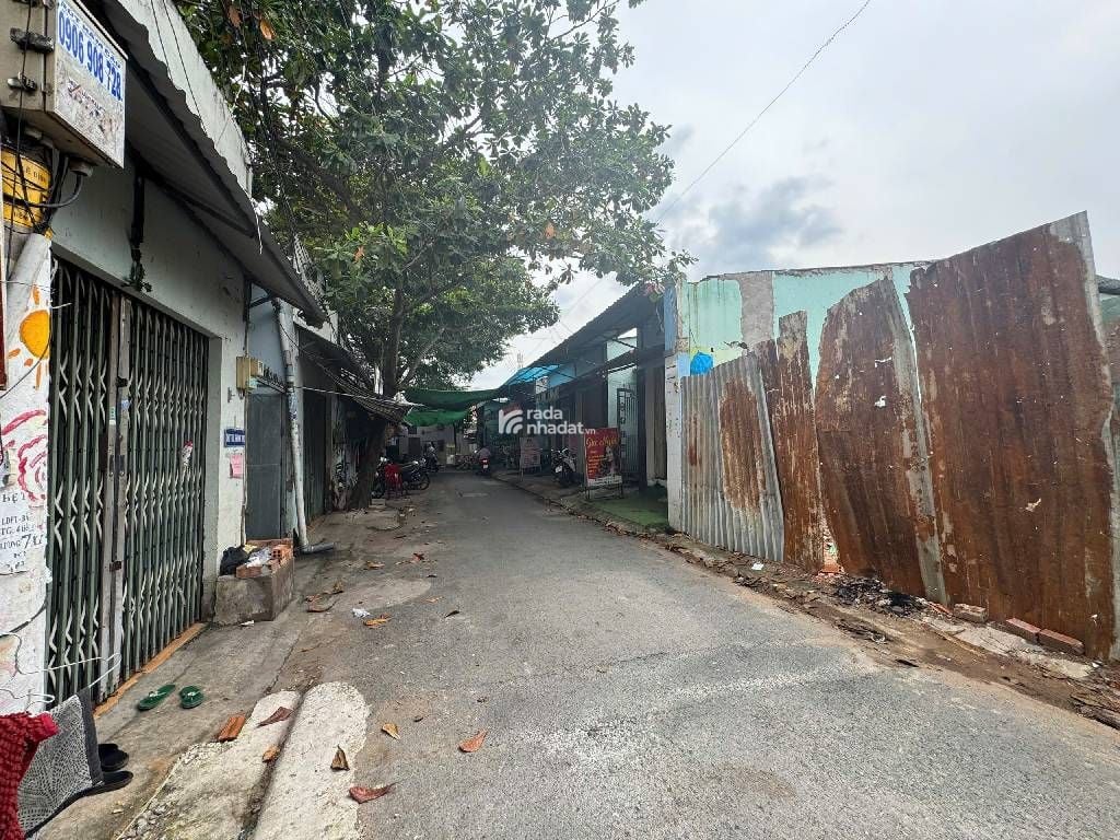 BÁN ĐẤT BÌNH TÂN HẺM NHỰA 8M 76M2 5.X TỶ 4X17M SÁT MẶT TIỀN LÊ ĐÌNH CẨN
