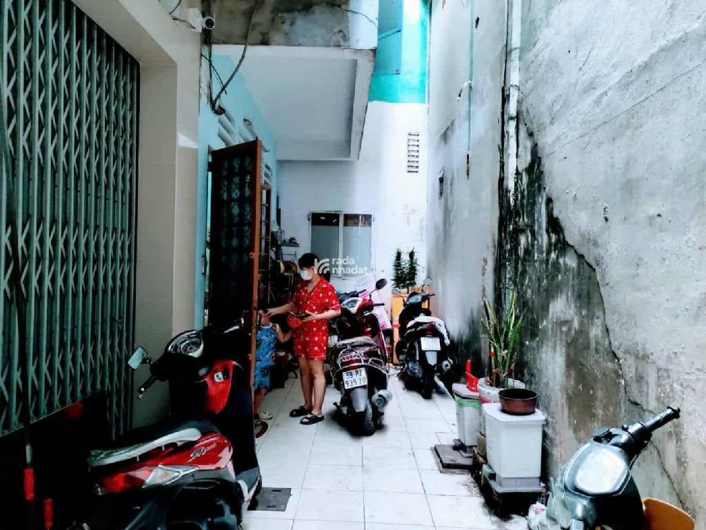 SÁT VÁCH Q10, SÁT HẺM XE HƠI PHÚ HÒA, TÂN BÌNH, 40M2 CÓ KC Ở NGAY. GIẢM 350TR CHỈ CÒN 6.3T TL