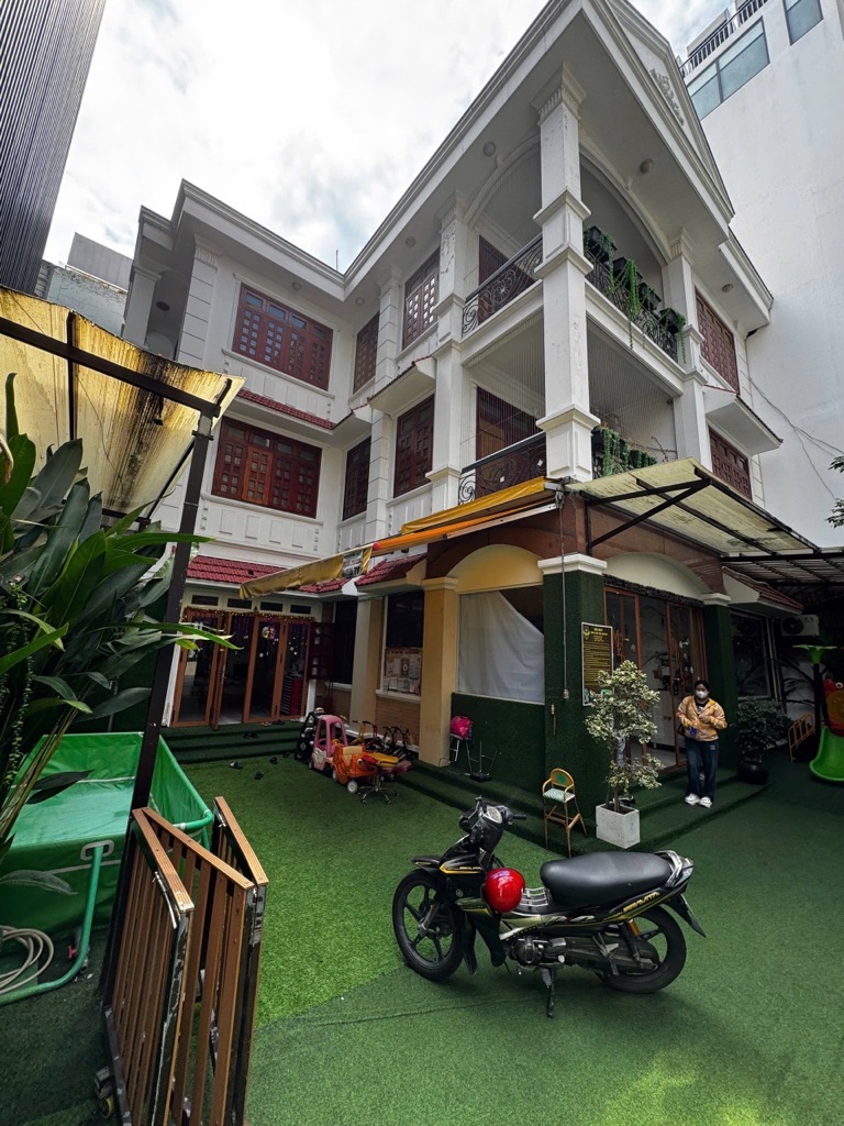 SIÊU MẶT TIỀN SÂN BAY CỰC HIẾM NHÀ BÁN- VUÔNG A4 NGANG KHỦNG 15M- DÒNG TIỀN HƠN 1 TỶ/ NĂM.