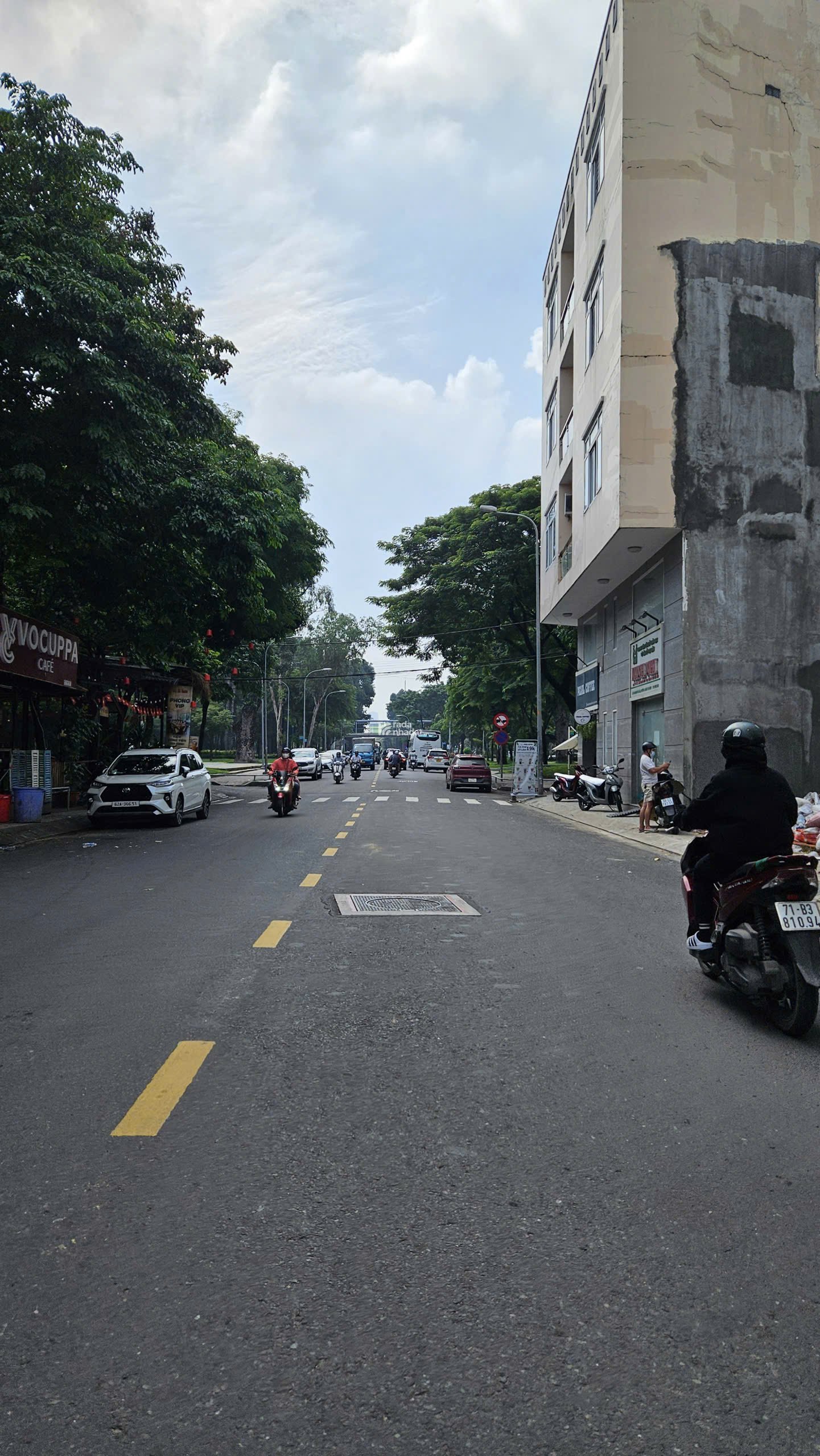 13 TỶ GIẢM CÒN 12,3 TỶ . MT ĐẶNG VĂN SÂM , P2 , Q. PHÚ NHUẬN  5,8 X 8M 