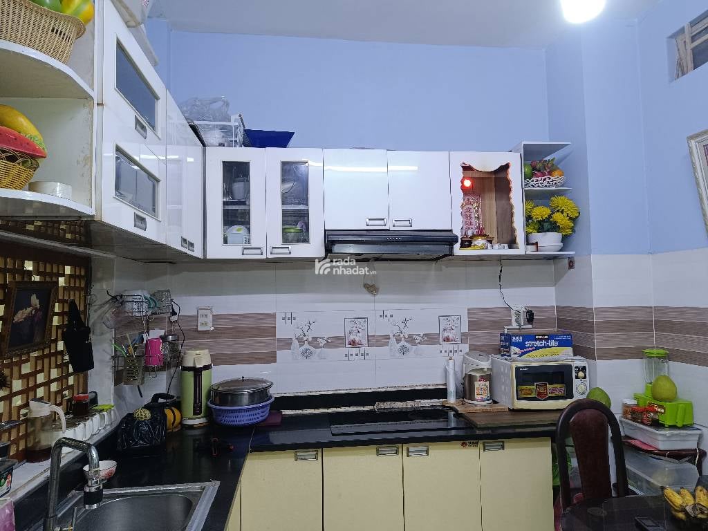 BÁN NHÀ LÒ GỐM PHƯỜNG 8 QUẬN 6 65M2 3 TẦNG SÂN RỘNG GẦN MẶT TIỀN CHỈ 6.1 TỶ GẦN CHỢ BÌNH TÂY