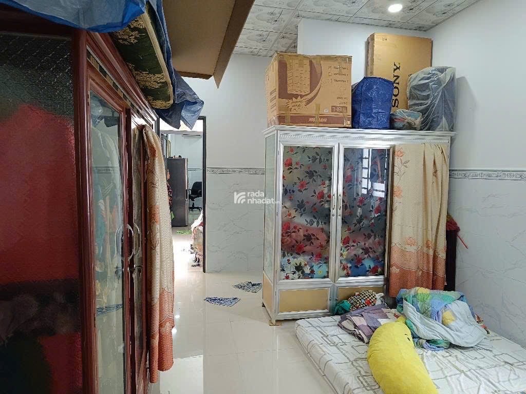 Bán nhà diện tích rộng 84m2 chỉ 6 tỷ nhỉnh ngang 4m dài 24m nhà 2 tầng 4 phòng