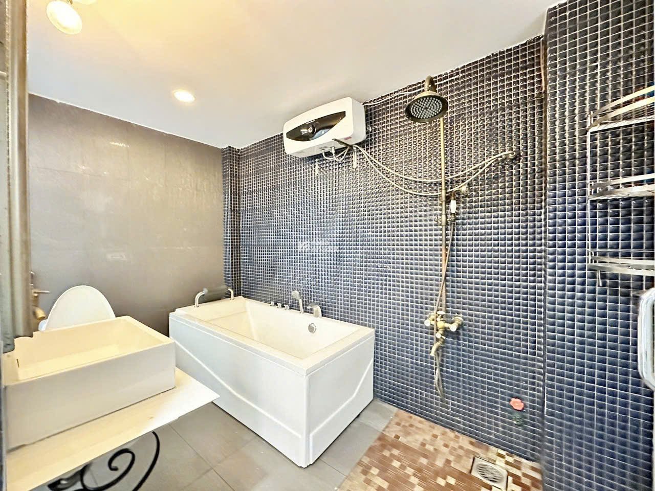 Siêu phẩm biệt thự mini góc 2 mặt tiền vừa hoàn thiện, 5.3m X 13.5m