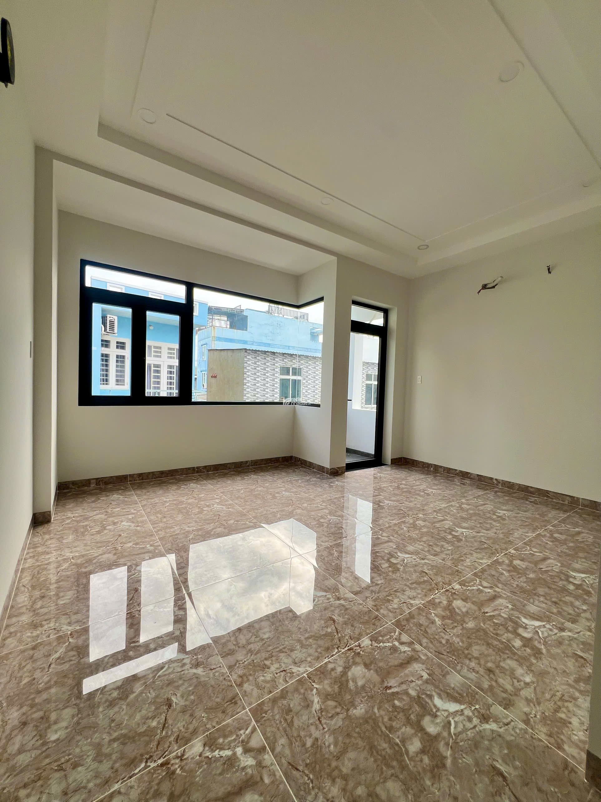 Nhà 3 Tầng Đẹp Mới Hẻm Lã Xuân Oai Gần Chợ Tăng Nhơn Phú A, Quận Sổ Sạch, Ô Tô Vào Nhà, gần Khu CNC