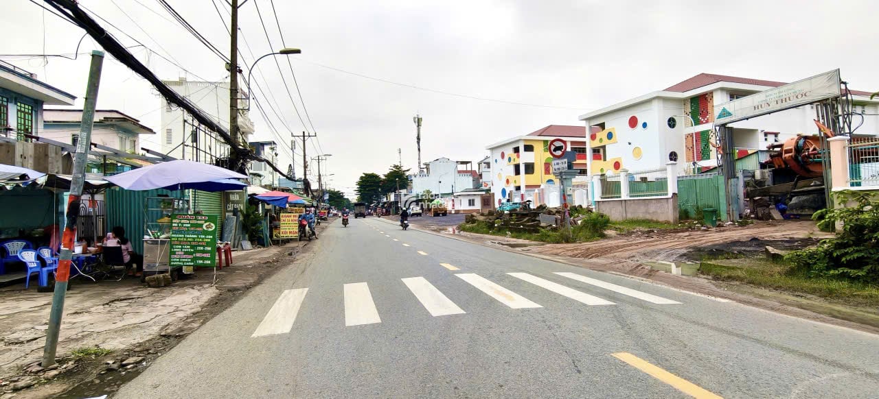 Nhà 3 Tầng Đẹp Mới Hẻm Lã Xuân Oai Gần Chợ Tăng Nhơn Phú A, Quận Sổ Sạch, Ô Tô Vào Nhà, gần Khu CNC