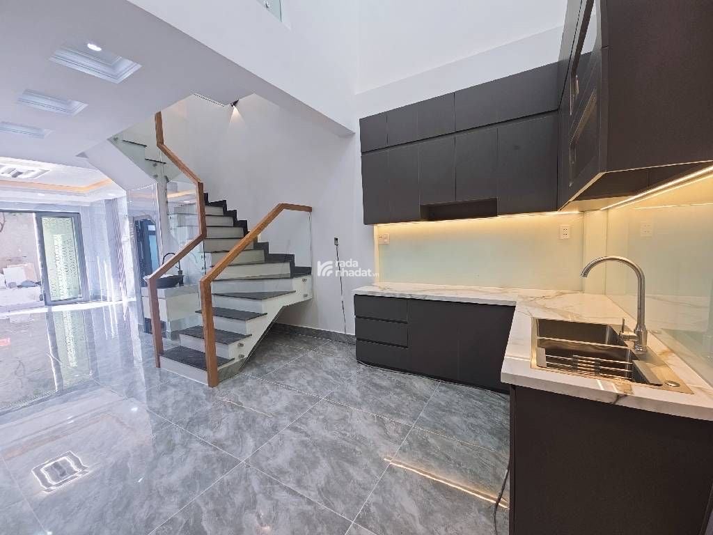 NHÀ MỚI - 4 TẦNG - 45M2 - HẺM XE HƠI - 4PN - NGUYỄN HỮU TIẾN - TÂN PHÚ