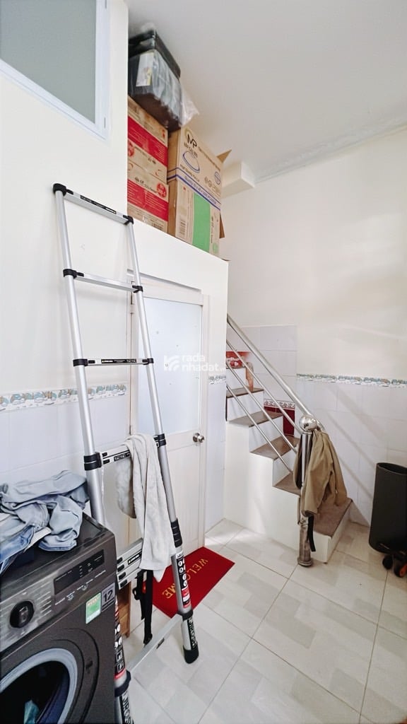 BÁN NHÀ HOÀI THANH BẾN BÌNH ĐÔNG QUẬN 8 42M2 3.X TỶ 5X8M SÁT MẶT TIỀN 