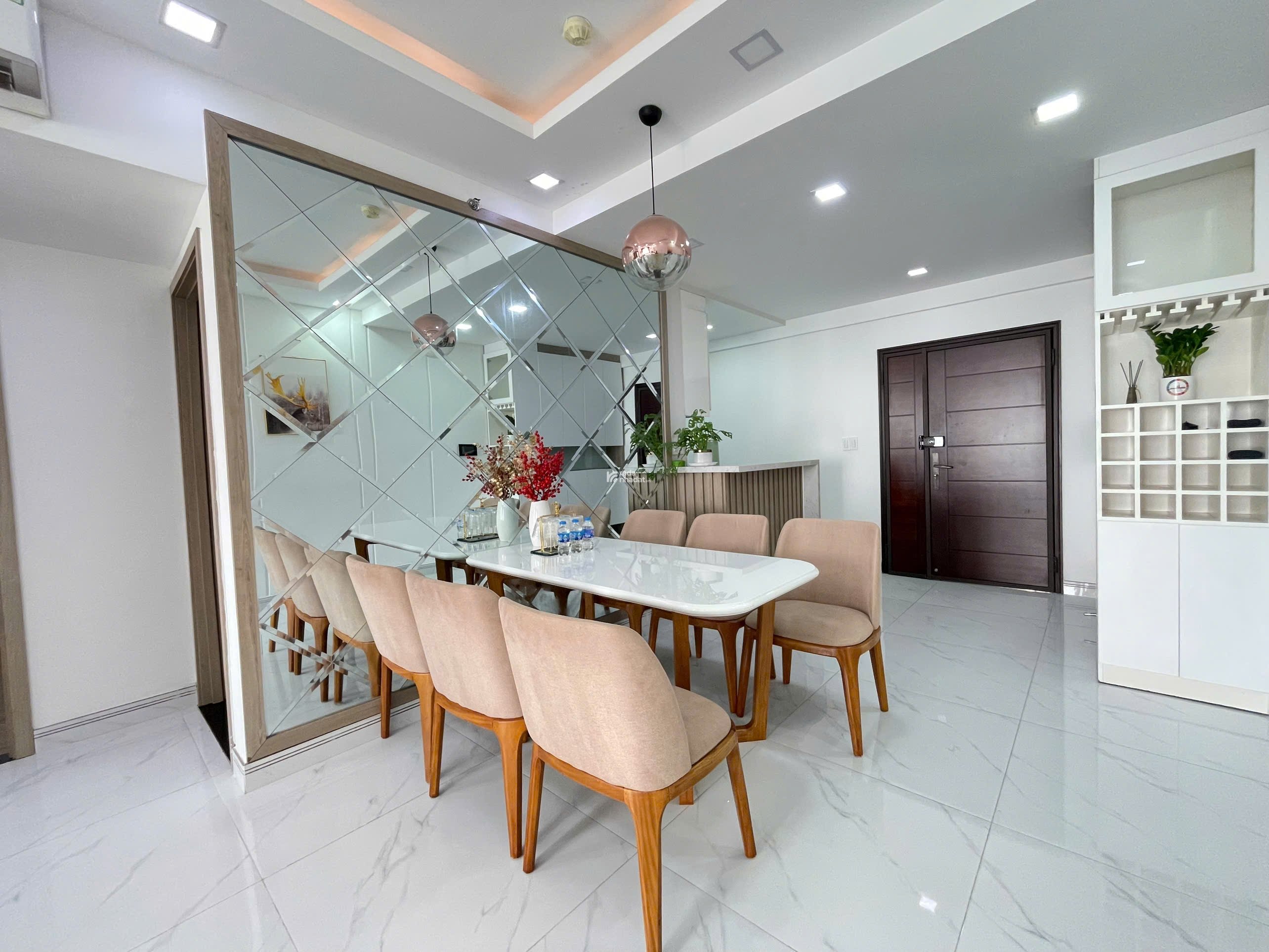 Cần cho thuê căn hộ Midtown M6, PMH, Q7, DT 91m2, TK 2PN,2 ban công, nhà mới đẹp, giá chỉ 29 triệu 