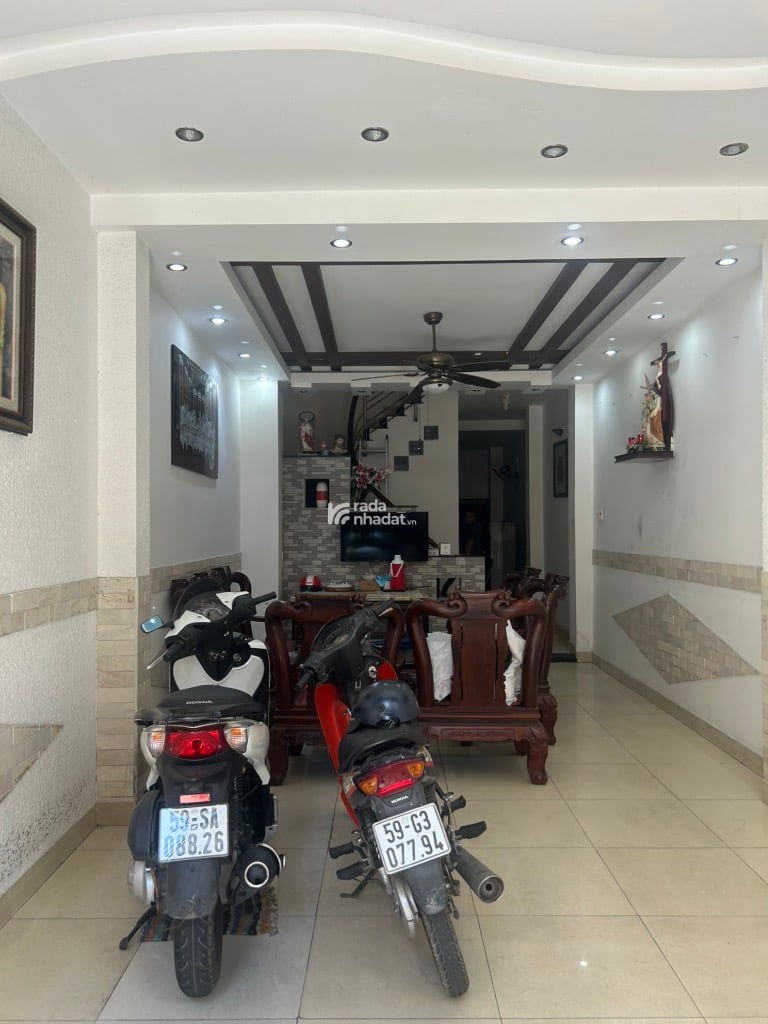 NHÀ MẶT TIỀN TÂN BÌNH - 5 TẦNG - 72M2 - GẦN SÂN BAY