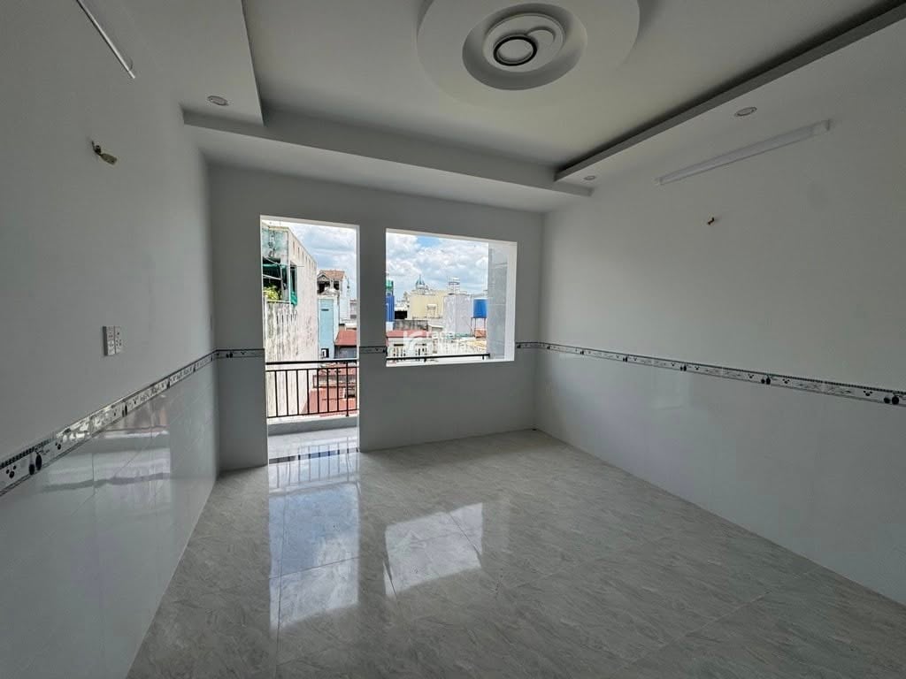 NHỈNH NHẸ 6TỶ CÓ NGAY NHÀ HXH TRẦN THỦ ĐỘ