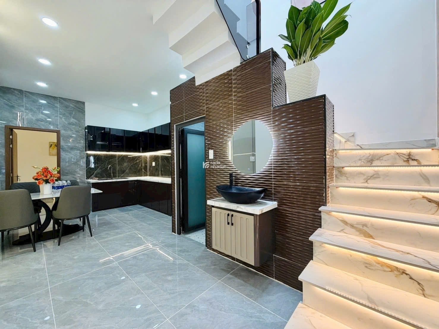 Siêu phẩm 60m2 gần siêu thị Emart Phan Huy Ích, đường Nguyễn Duy Cung, P12, Gò Vấp