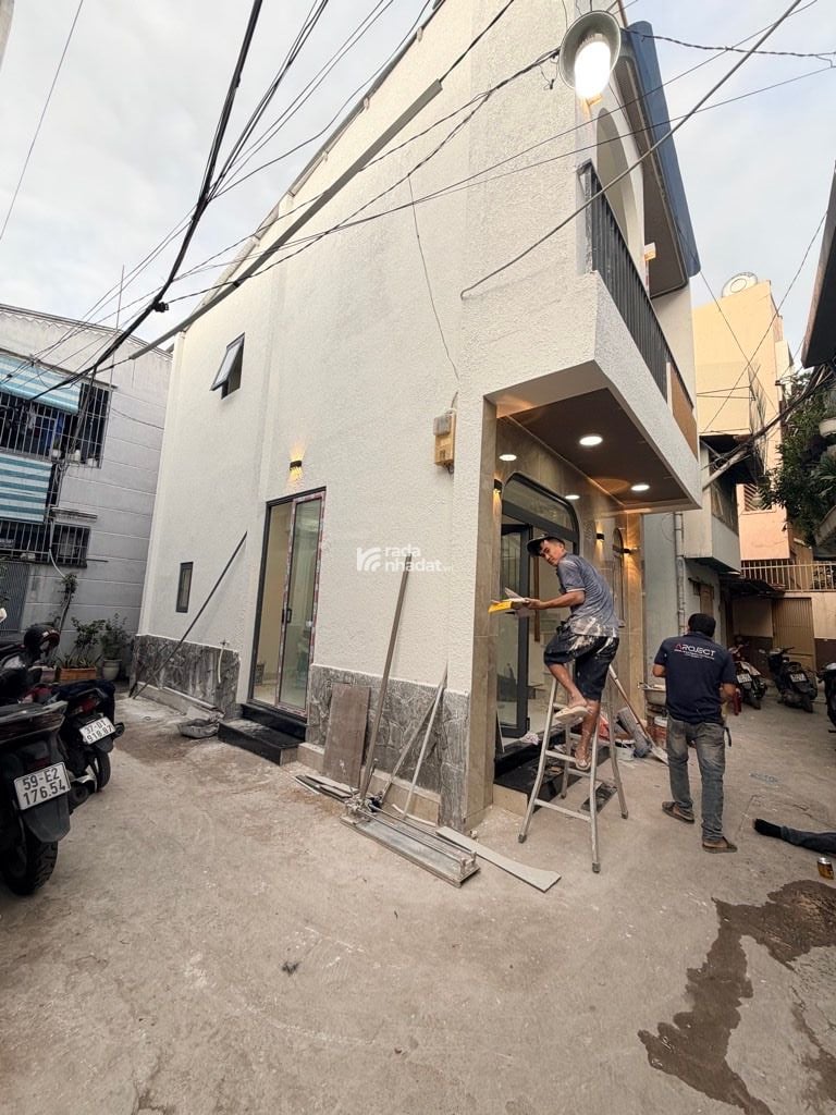 HẺM XE HƠI BÙI ĐÌNH TÚY, BÌNH THẠNH, 4.7M BỀ NGANG, Ở NGAY. GIẢM 350TR CHỈ 5.7T 