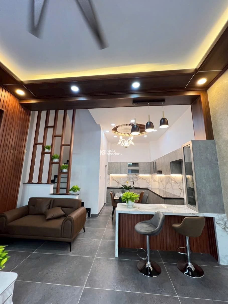 Chính chủ bán nhà phố 3 tầng 65m2 TP. Tân An chỉ 1.9tỷ