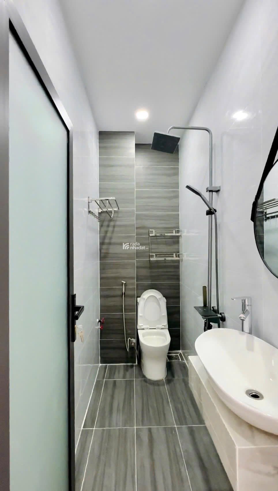 Chính chủ gửi bán nhà 3PN Phạm Văn Hai P5 Tân Bình - 2 Tỷ 750 - Sổ hồng riêng