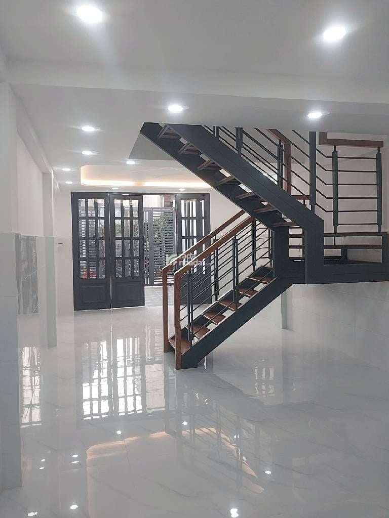 Chỉ 4,4 đồng . Shr chính chủ. Nhà mới 2T, 4x15, trung tâm Q.bình tân. Hẻm 5m