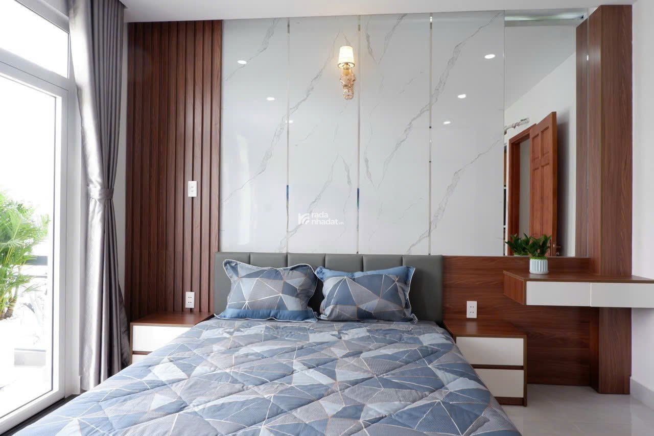 CHO THUÊ NHÀ PHỐ 4 TẦNG FULL NỘI THẤT - MẶT TIỀN TL44, THẠNH LỘC, Q12 