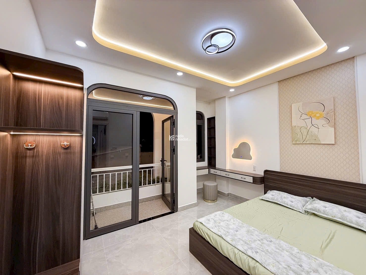 BÁN NHÀ NGAY HÀNG XANH, Bình Thạnh - 4 Tầng MỚI xây, Tặng full nội thất cao cấp - Giá 8.95 Tỷ TL