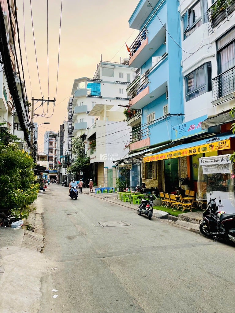 BIỆT THỰ SÂN VƯỜN, 5 TẦNG, VIEW ĐẸP, HẺM XE HƠI, 6PN, CHÍNH CHỦ CẦN BÁN GẤP GIÁP QUẬN 1