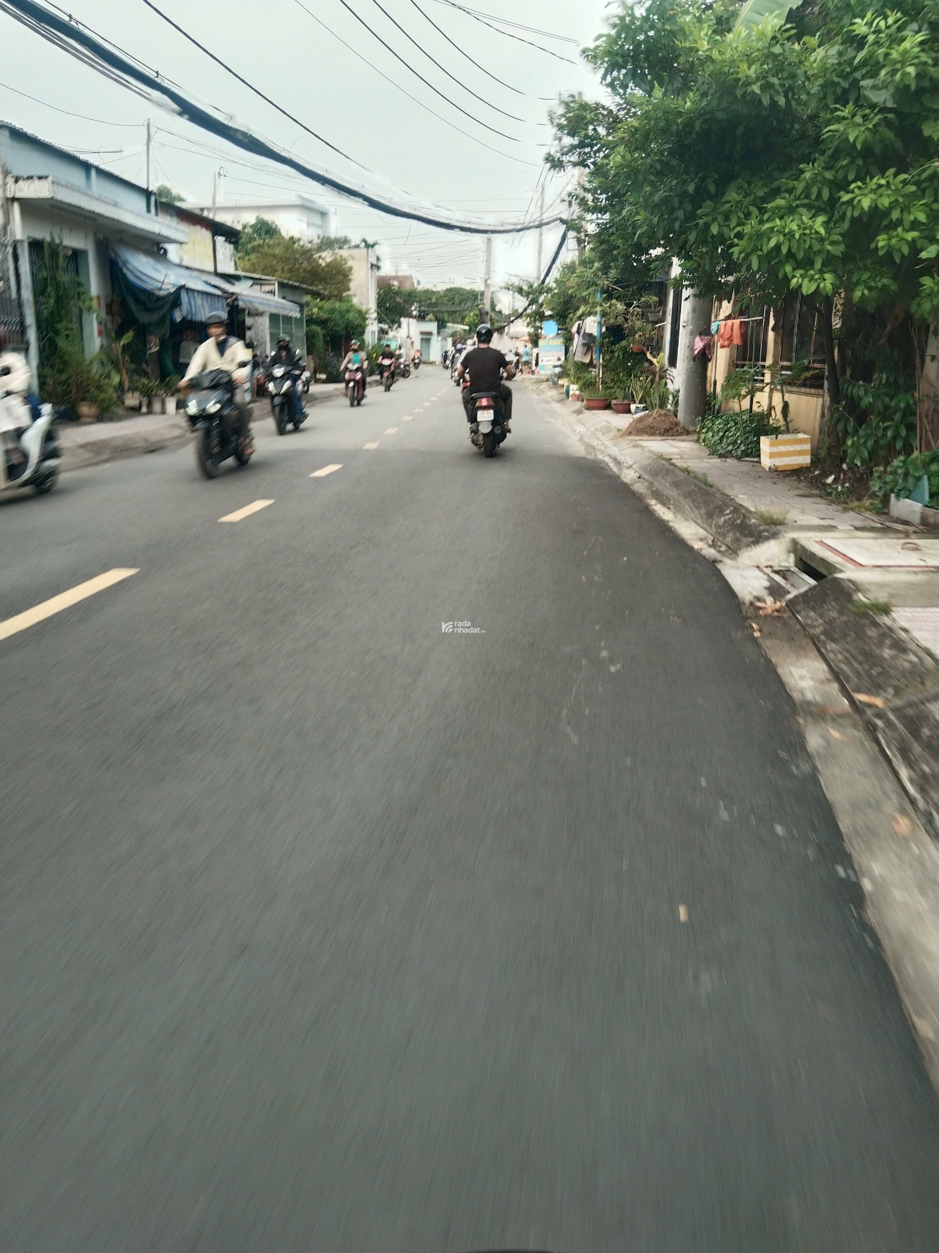 Nhà Mới Ở Ngay - Hoàng Hữu Nam, Ngay Ga Metro Suối Tiên, Q9 Giá 4.X Tỷ
