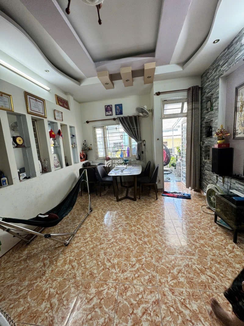 Hiếm nhà bán hẻm 497 Phan Văn Trị ngang 5.2m 4 lầu 90m2 vừa ở vừa KD ngay Emart 12.3 tỷ.