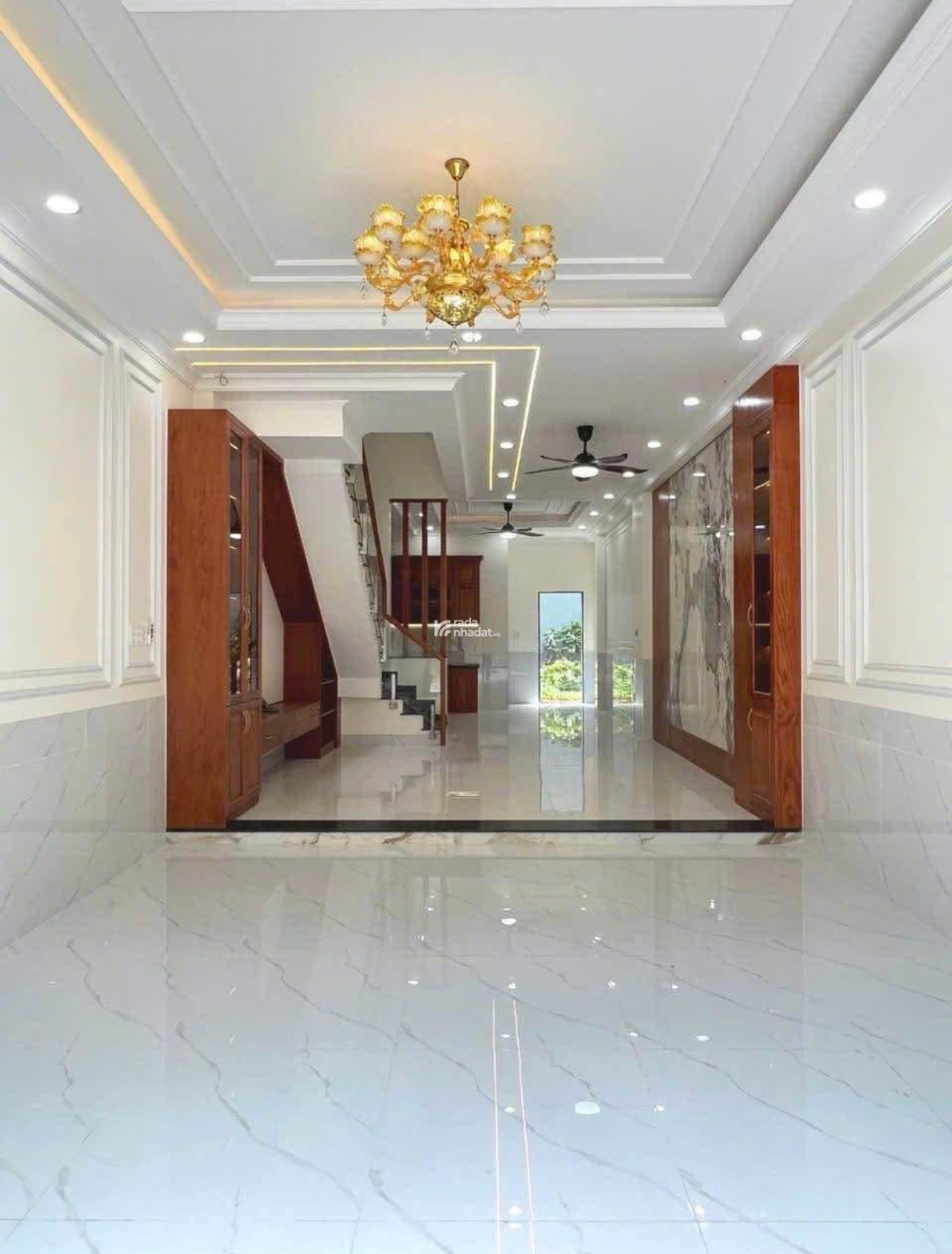 Bán nhà đường Hoàng Diệu, phường 8, Quận 4, 3 lầu hẻm xe hơi SHR