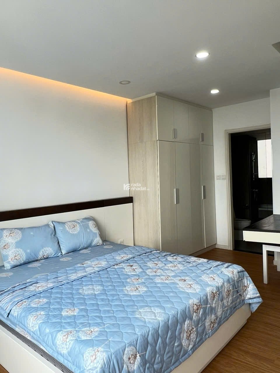 Cần cho thuê nhanh căn hộ sky garden 3, PMH, Q7, nhà đẹp 2 PN, giá chỉ 12 triệu 