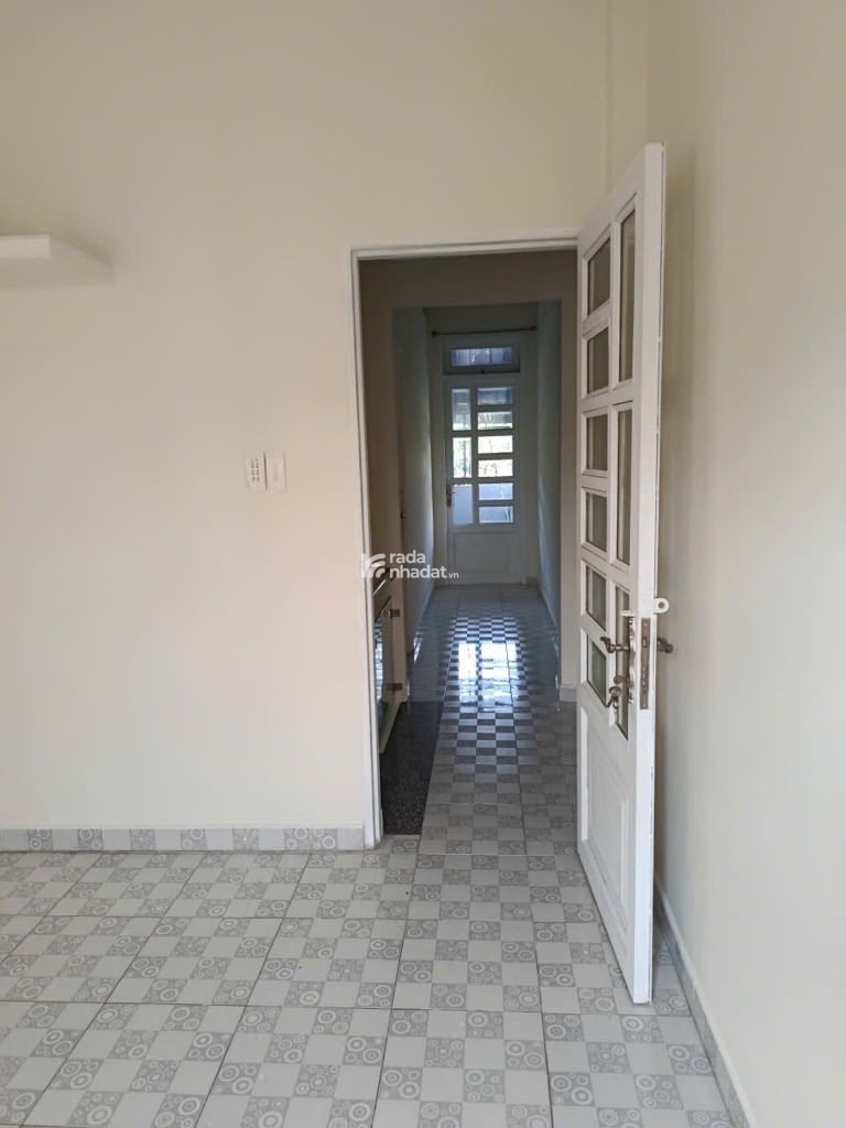 Bán nhà -hẻm xe hơi-huỳnh thị hai, QUẬN 12- GIÁ 3,9 TỶ 