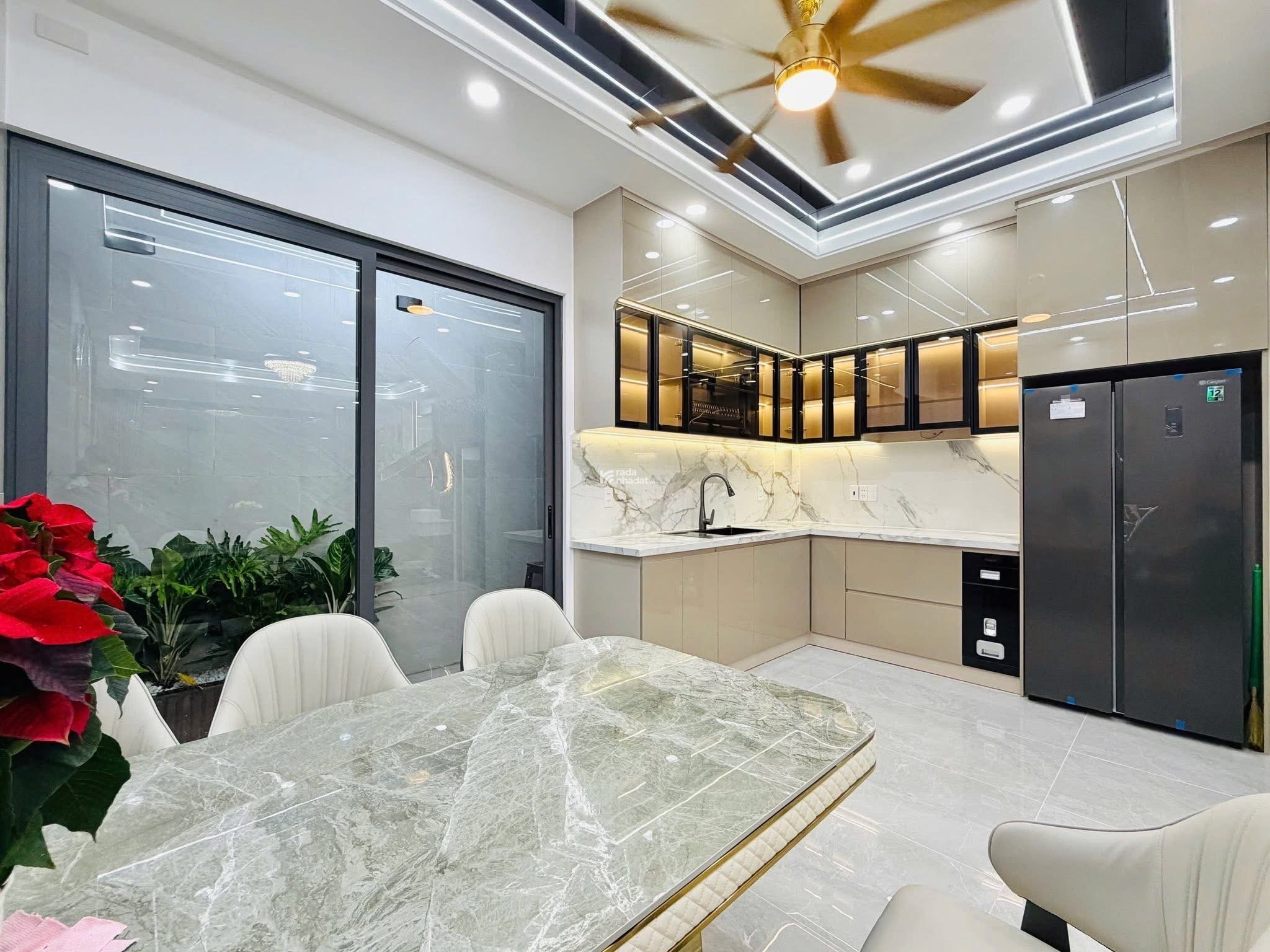 NHÀ PHỐ HẺM XE HƠI PHAN HUY ÍCH – XÂY MỚI 4 TẦNG – NGANG 5M RỘNG THOÁNG – FULL NỘI THẤT CAO CẤP