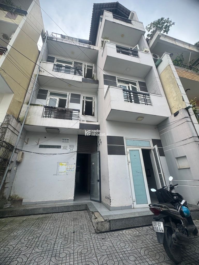 HẺM XE HƠI UNG VĂN KHIÊM, BÌNH THẠNH, 180M2 MỘT ĐỜI CHỦ TIỆN XÂY. GIẢM 350TR CHỈ 36T