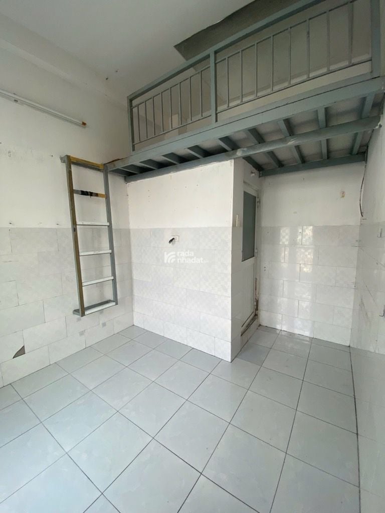 HẺM XE HƠI UNG VĂN KHIÊM, BÌNH THẠNH, 180M2 MỘT ĐỜI CHỦ TIỆN XÂY. GIẢM 350TR CHỈ 36T