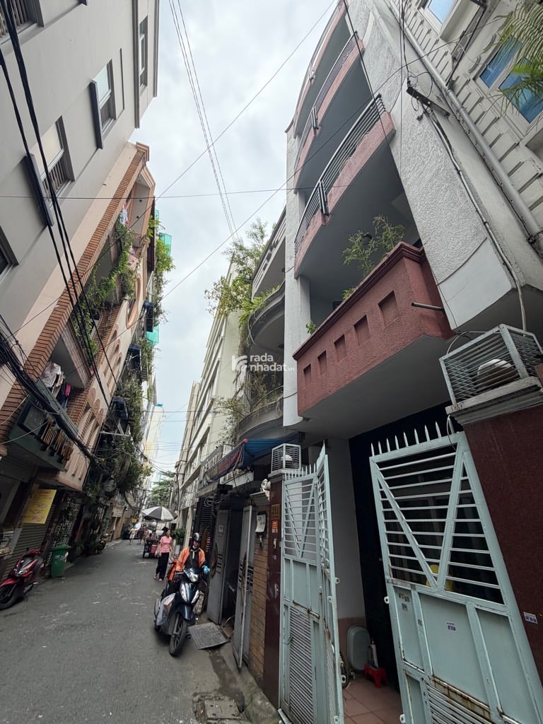 TÂN BÌNH - HẺM NHỰA 6M XE TẢI ĐỖ - 5 LẦU - 62M2 - GẦN GA T3 - DÒNG TIỀN 40TR/TH - NHỈNH 12 TỶ