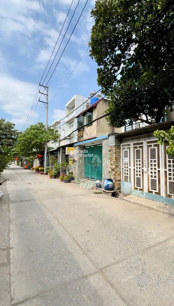 SIÊU PHẨM 4 TẦNG NGANG KHỦNG 8M – HẺM XE TẢI 7M – GẦN CHỢ BÌNH THÀNH 11 TỶ 300