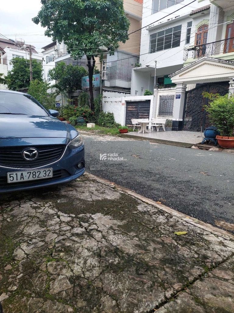 Cho thuê nhà nguyên căn MTNB đường số 10 - liền kè Gigamall Phạm Văn ĐỒng 6m x20m hầm 3 lầu