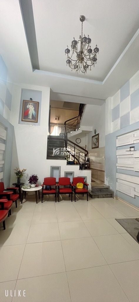 ĐÓN ĐẦU TUYẾN METRO, CÁCH MẠNG THÁNG 8, TÂN BÌNH, 70M2 CÓ KC Ở NGAY. GIẢM 350TR CHỈ CÒN 11.3T