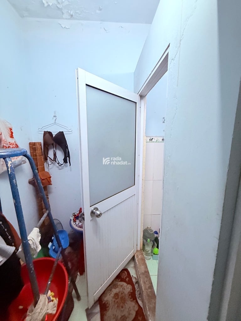 NGAY CHỢ VẢI, HẺM XE HƠI NGUYỄN SƠN, TÂN PHÚ, 30M2 NGANG HIẾM CÓ. GIẢM 550TR CHỈ 3.35T