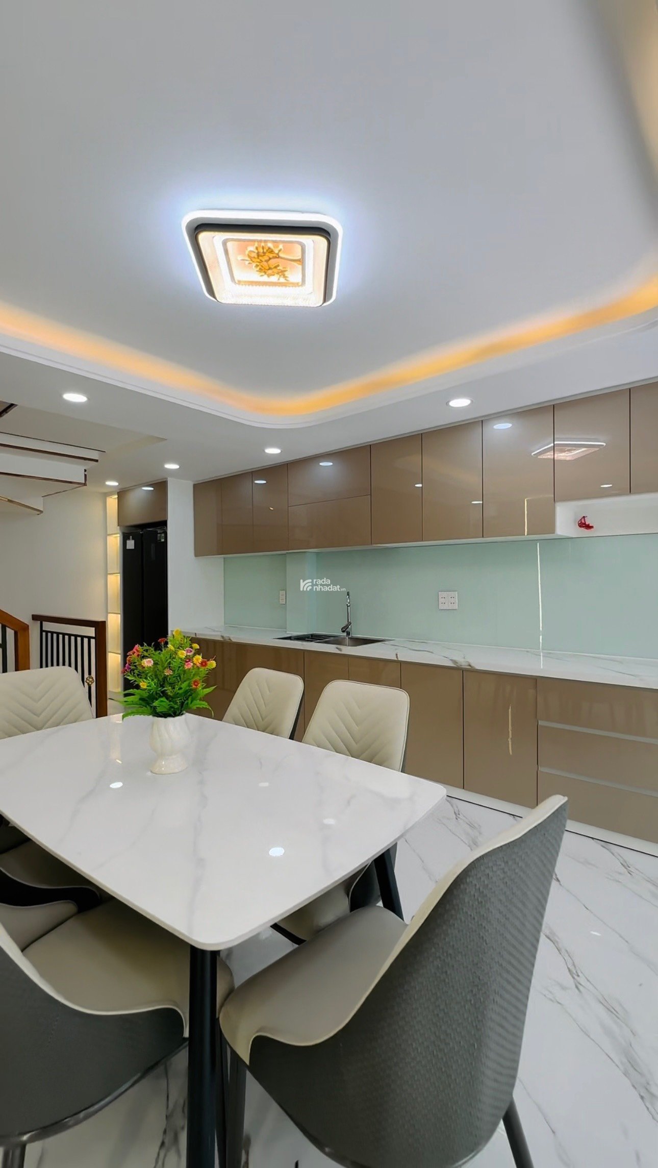 BÁN NHÀ SIÊU RẺ 60,4m2 giá 5,35 tỷ Đường Ni Sư Huỳnh Liên Phường 10 Quận Tân Bình HCM