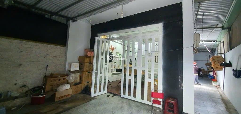 Nhà Phố 3 Tầng Đất Nở Hậu 8m Diện Tích 122m2 Xe 7 Chỗ Đậu Trước Nhà Nguyễn Thị Xinh Q12