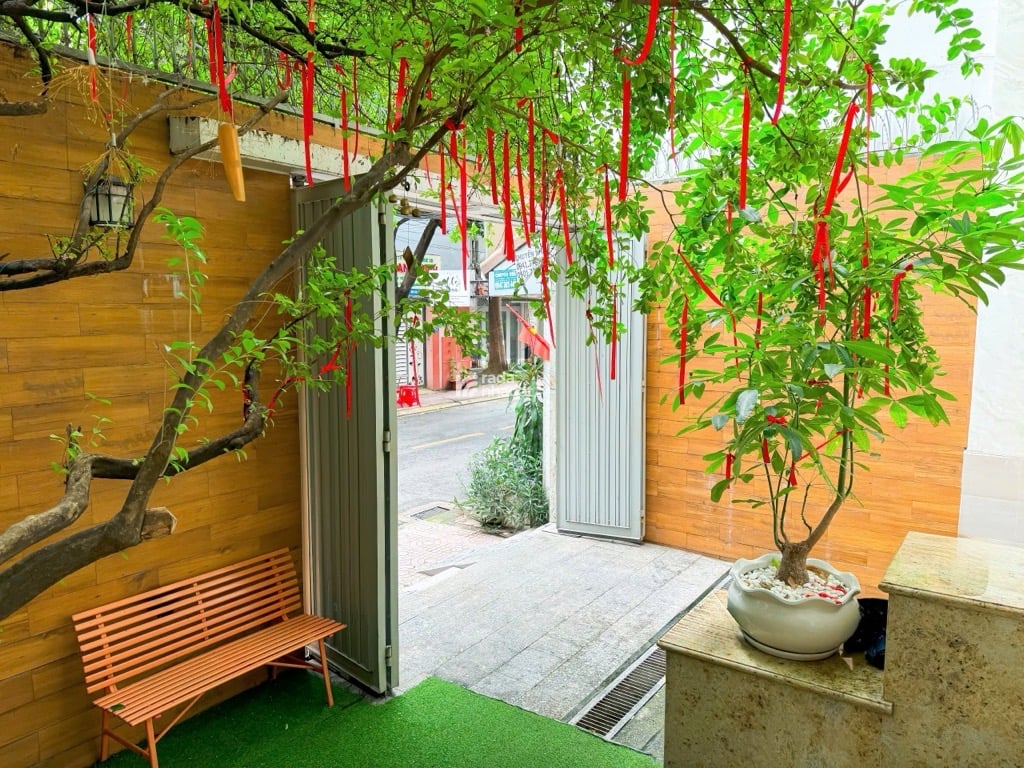 8 TẦNG- LÊ VĂN HUÂN -P.13- TÂN BÌNH- DT: 12.5*16M- 69 TỶ