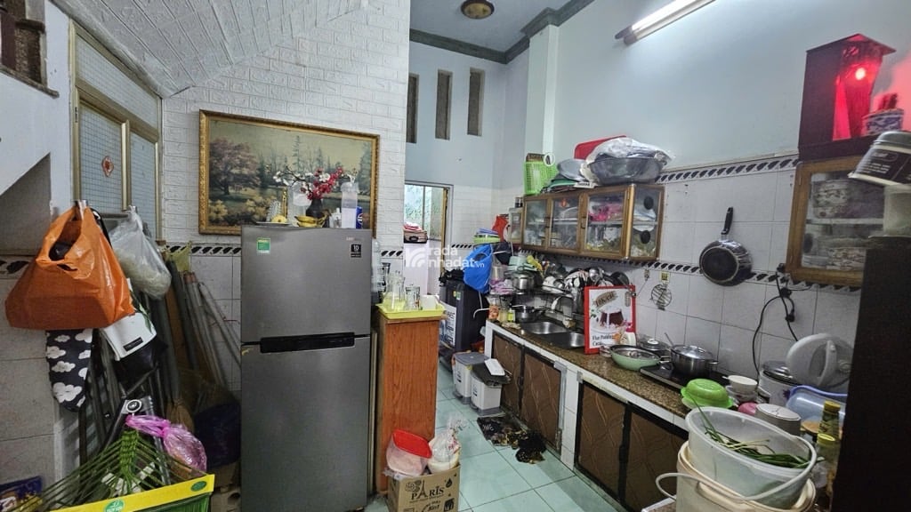 SÁT VÁCH Q11, SÁT MT LƯƠNG THẾ VINH, TÂN PHÚ, 41M2 TIỆN XÂY. GIẢM 550TR CHỈ 4.6T TL TỐT