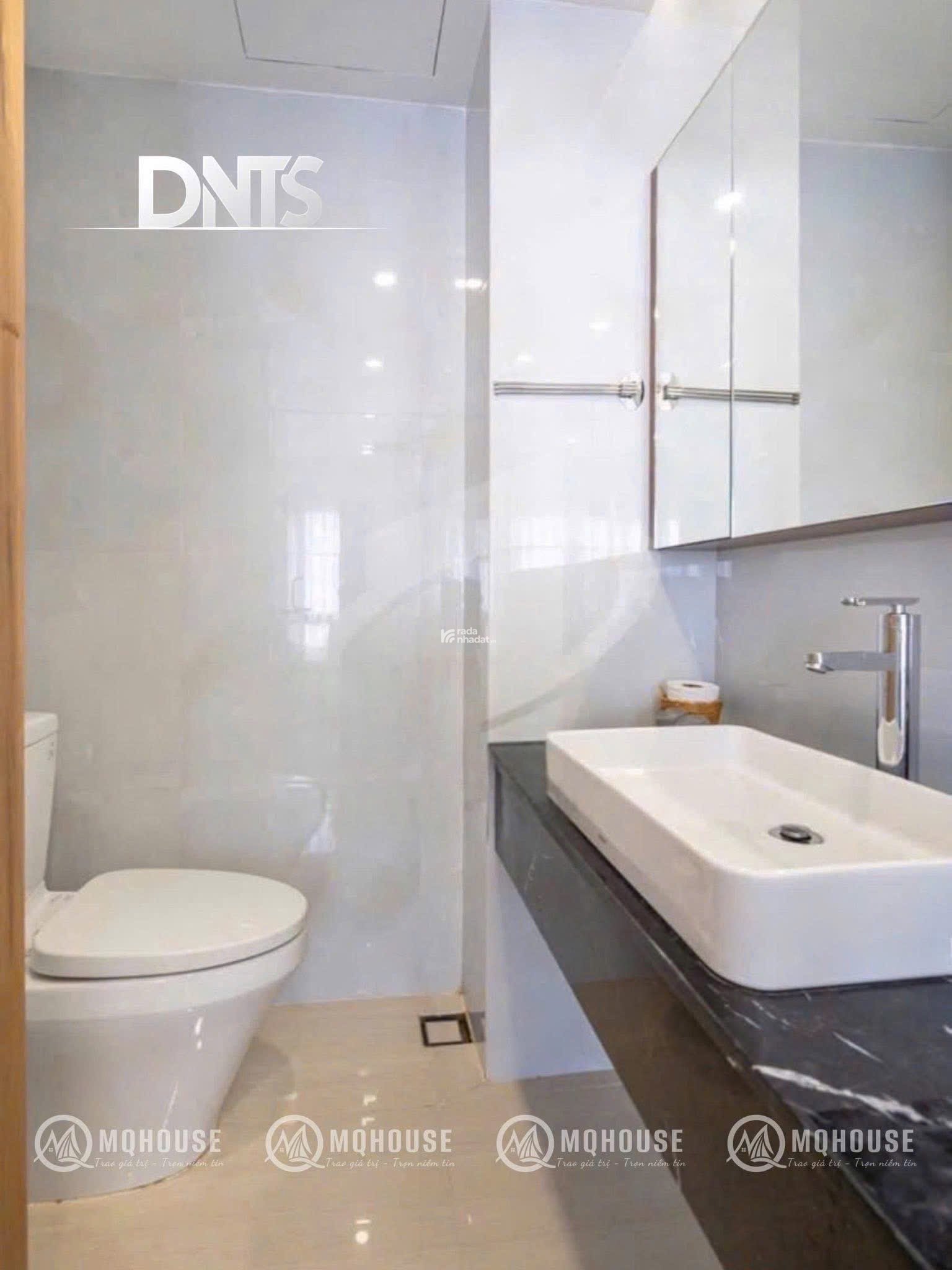 Cho thuê Căn hộ đầy đủ nội thất cao cấp gần Bùi Viện, chợ Bến Thành Quận 1
