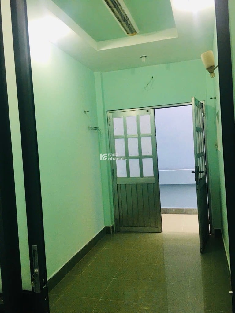 HẺM XE HƠI SÁT NHÀ CMT8, TÂN BÌNH, 2 TẦNG TIỆN XÂY MỚI. GIẢM 350TR CHỈ 2.6T 