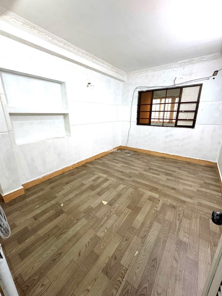 HẺM XE HƠI SÁT NHÀ NGUYỄN ĐÌNH CHIỂU, PHÚ NHUẬN, 30M2 CÓ KC Ở NGAY. CHỈ 5.8T