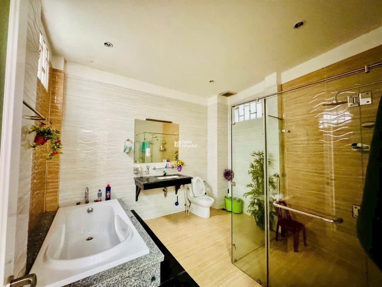 PHÚ NHUẬN - THÍCH QUẢNG ĐỨC HXH TRÁNH - GẦN 150M2 - 4TẦNG - CHỈ 24 TỶ