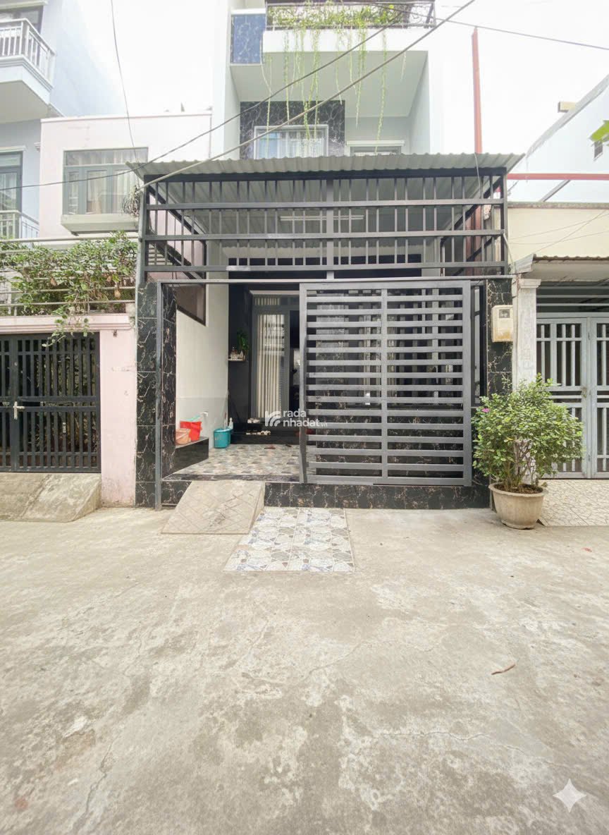 Nhỉnh 5T -60MV nhà đẹp 3 lầu hẻm 5M -kdc dân trí - cách Phú Mỹ Hưng 1P chạy xe 