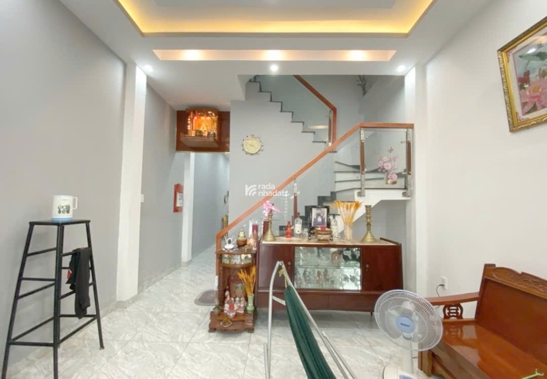 Nhỉnh 5T -60MV nhà đẹp 3 lầu hẻm 5M -kdc dân trí - cách Phú Mỹ Hưng 1P chạy xe 