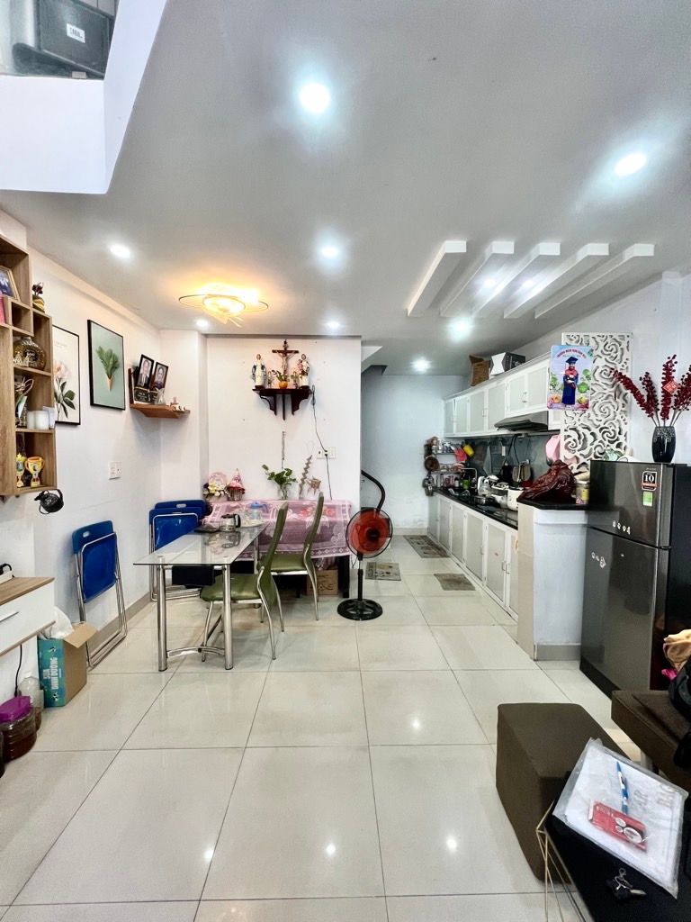 HXH 5m Bờ Bao Tân Thắng, 5 tầng mới đẹp, kế bên Aeon Mall, Giá 5.7 Tỷ