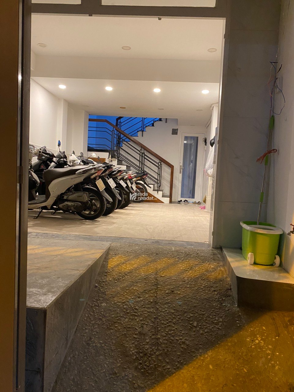 Bán gấp nhà HXT, Điện Biên Phủ, P25, Bình Thạnh, 4 tầng