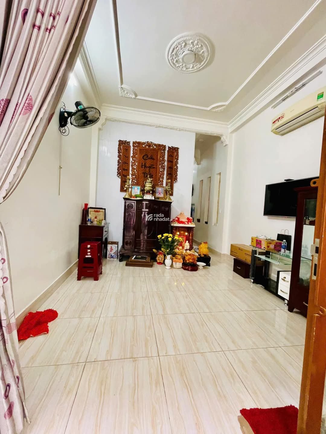 NHÀ ĐẸP HOÀNG BẬT ĐẠT, P15 TÂN BÌNH 4.75 TỶ